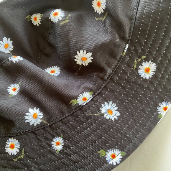 ALICE & OLIVIA Women's Reversible Bucket Hat NWOT Size OSFM - Picture 5 of 8